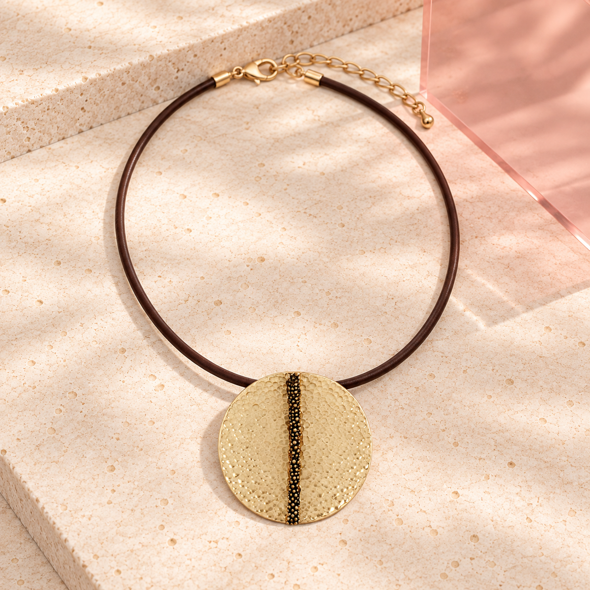 Aurelia Line leather necklace on the Bloomy ivory stone display