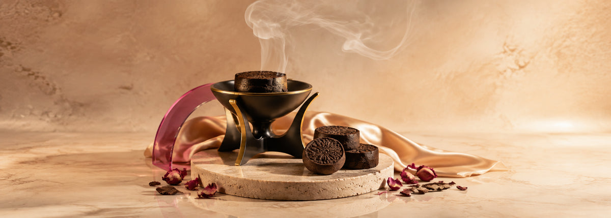 Bloomy Bakhour – luxury incense still life