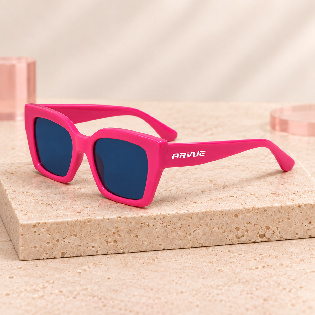 Drama Queen sunglasses angled view — Bloomy