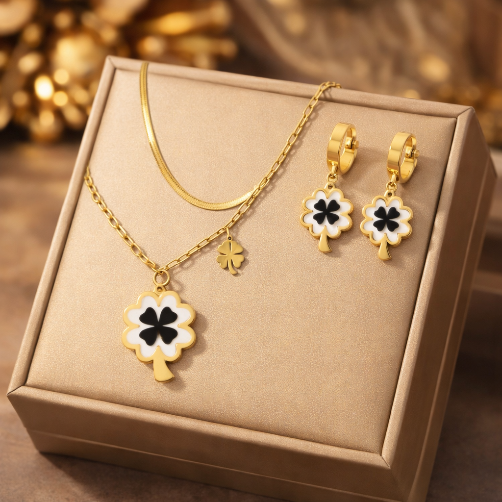 Black Clover Elegance Jewelry Set