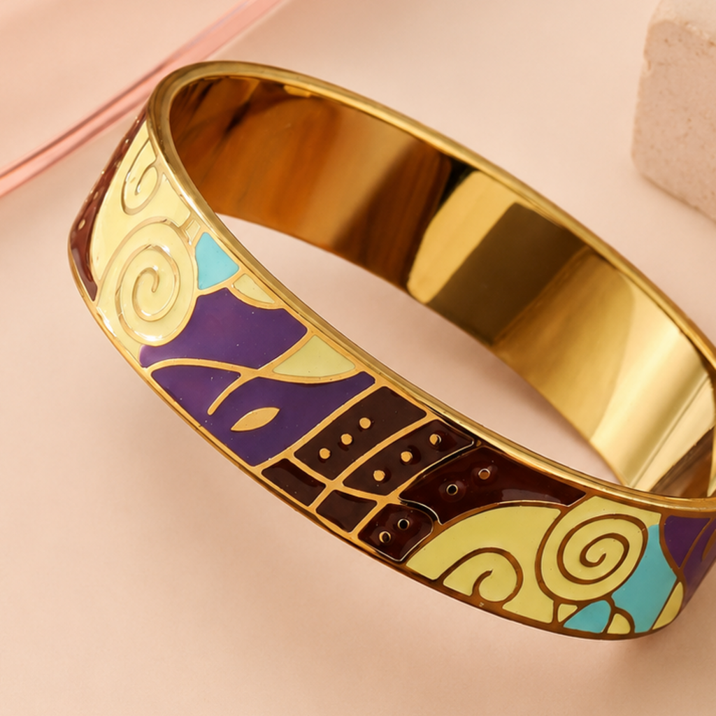 Abstract Enamel Gold Bangle – enamel detail