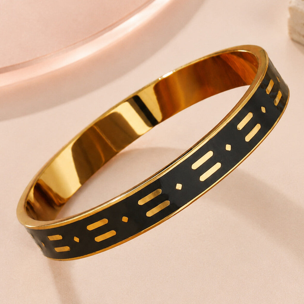 Black Enamel Geometric Bangle – single close-up detail