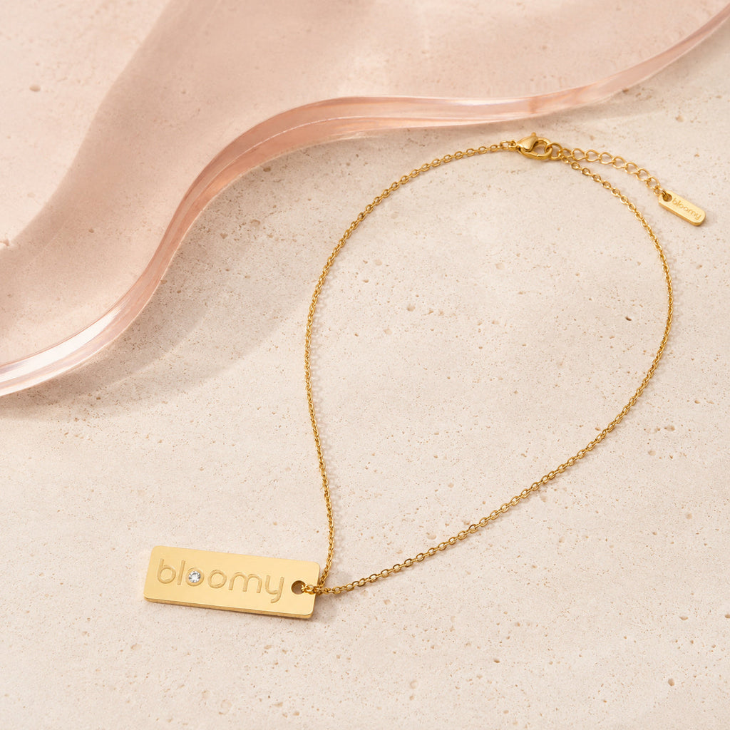 Bloomy Signature Pendant — complete product view