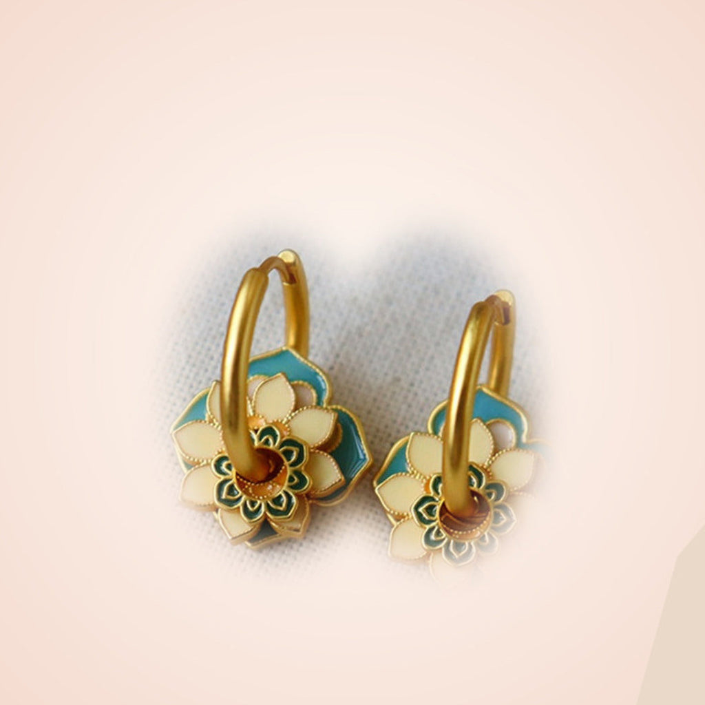 Ivory Bloom Earrings — detail view