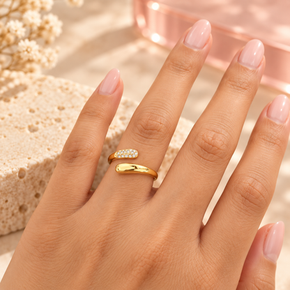 Lumi Zircon Open Ring in clear, worn
