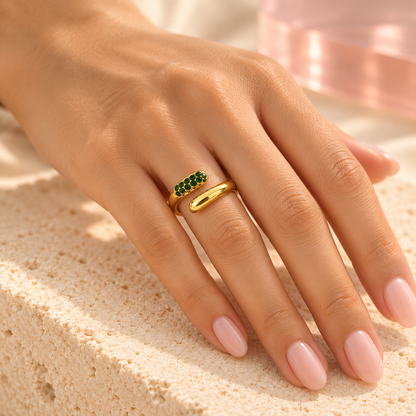 Lumi Zircon Open Ring in green, worn