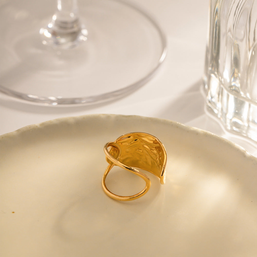 Sculpted Wave Gold Ring