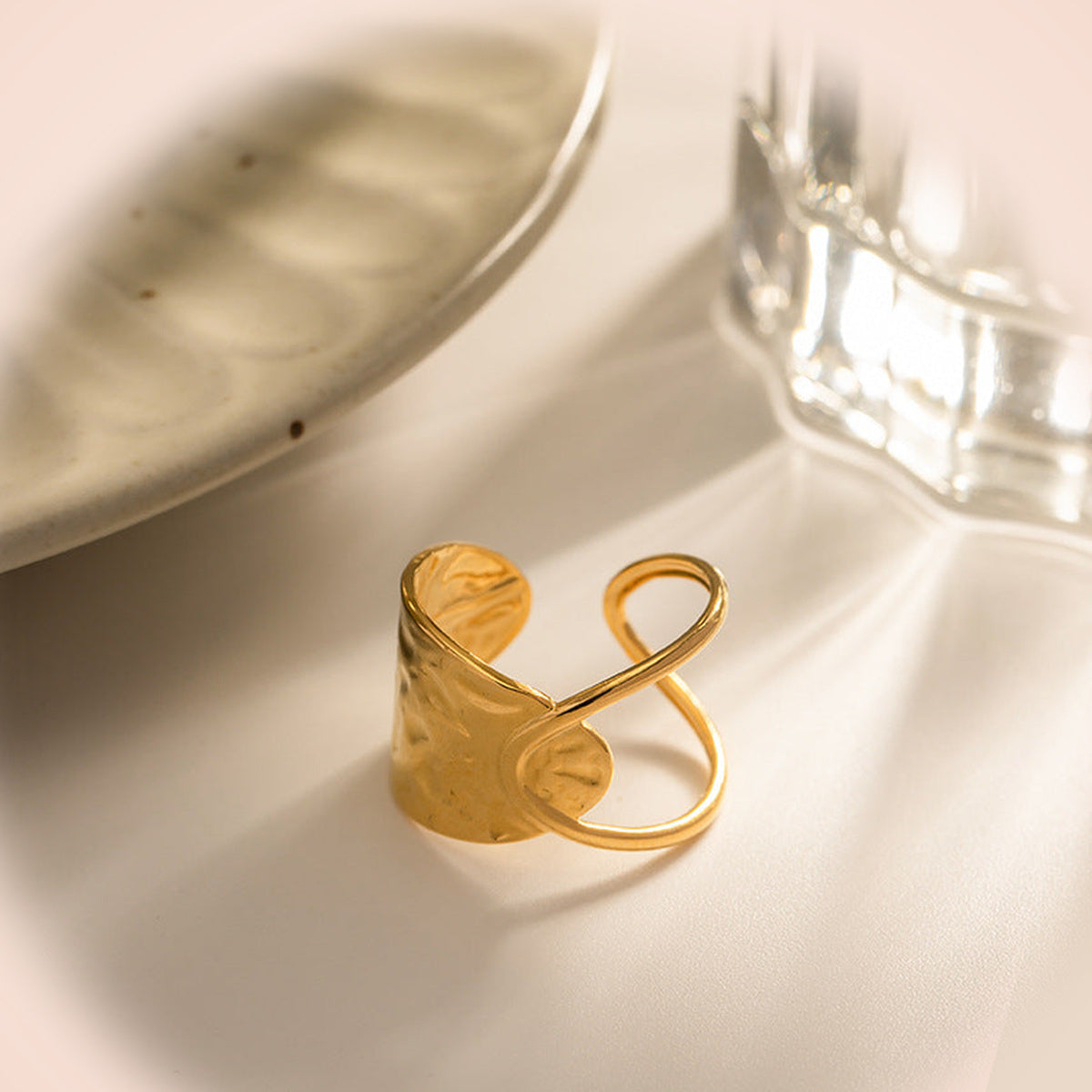 Sculpted Wave Gold Ring — detail view