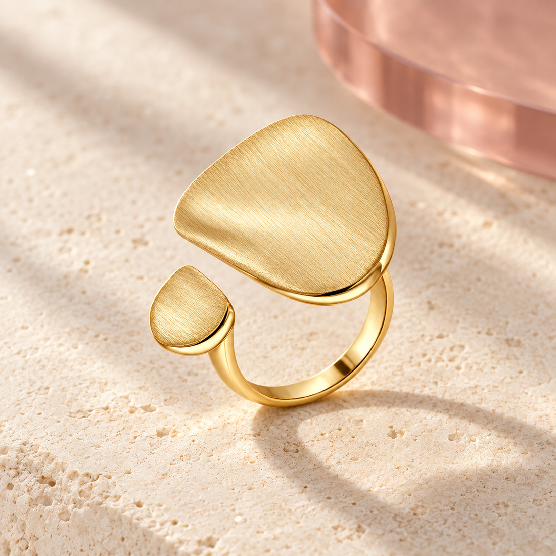 Solara Sculpted Pebble Ring in natural light