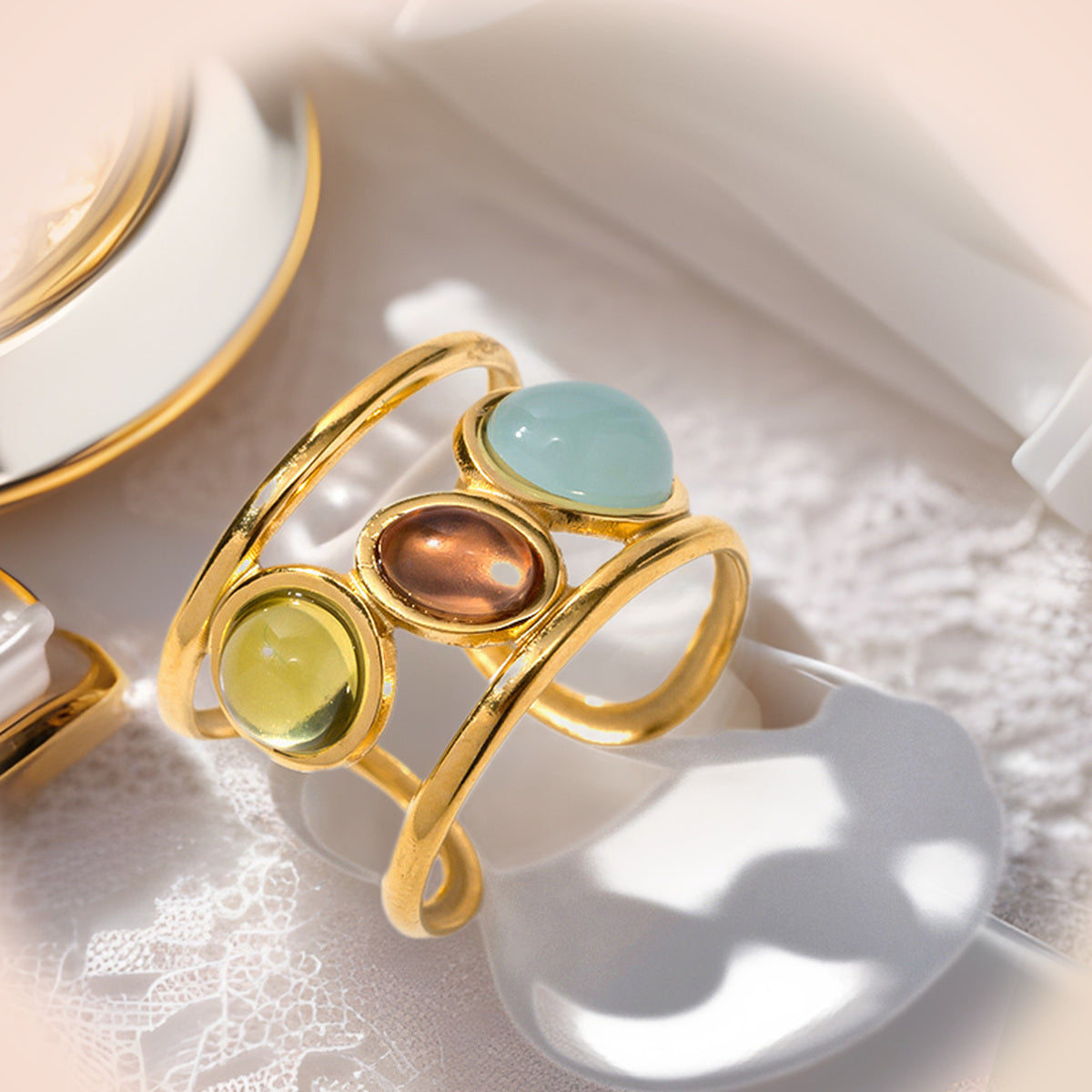Trio Gem Open Ring — detail view