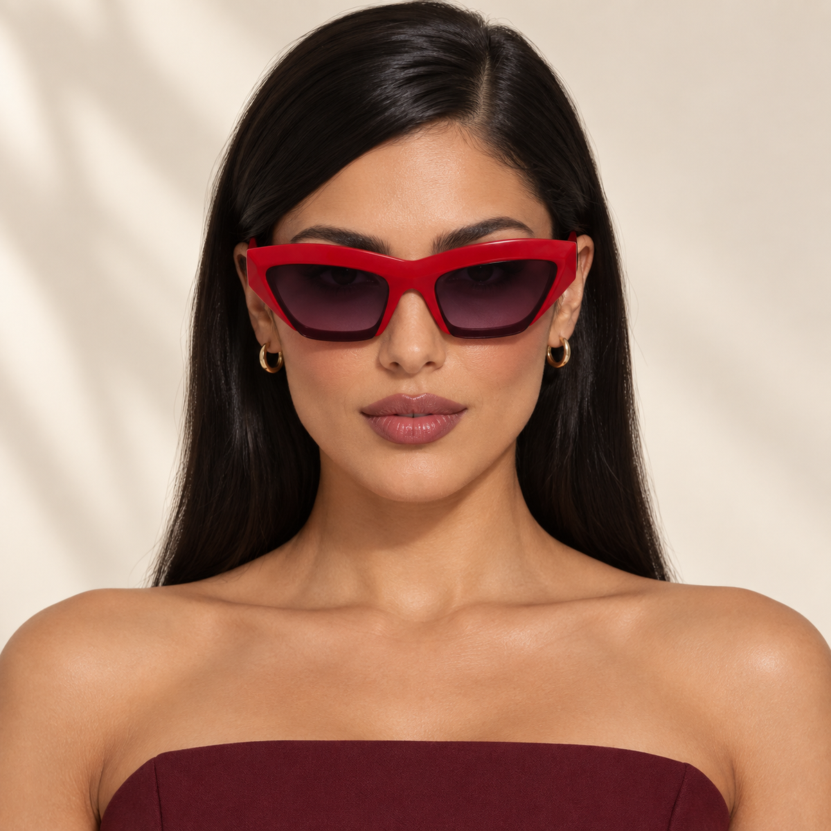 Heartbreaker Winterberry sunglasses on model - Bloomy