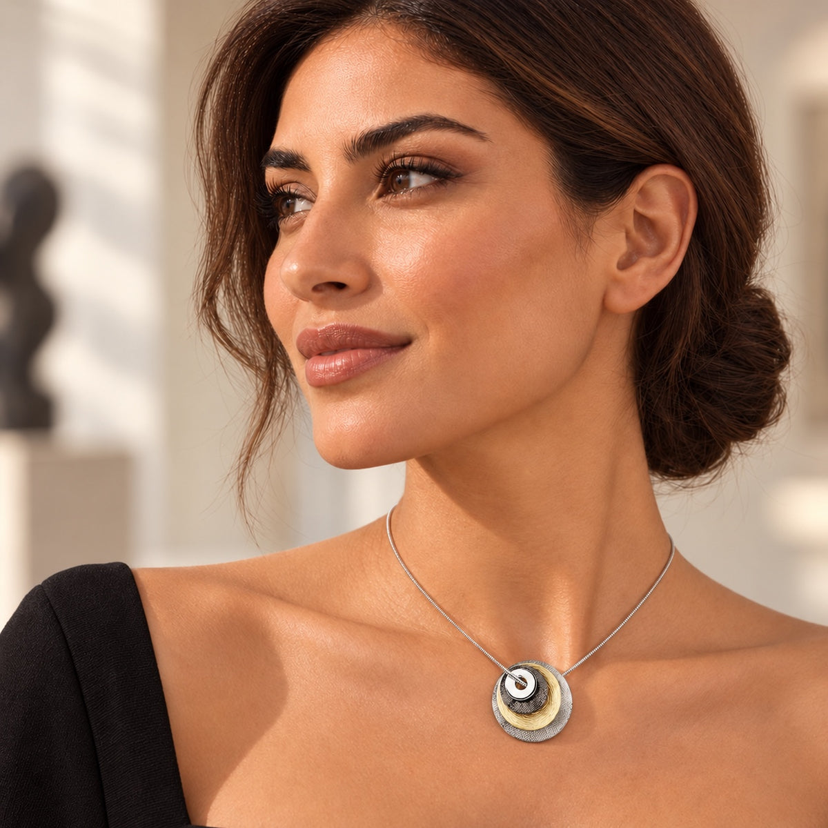 Wheels Tri Tone Necklace worn at 40 cm with black outfit